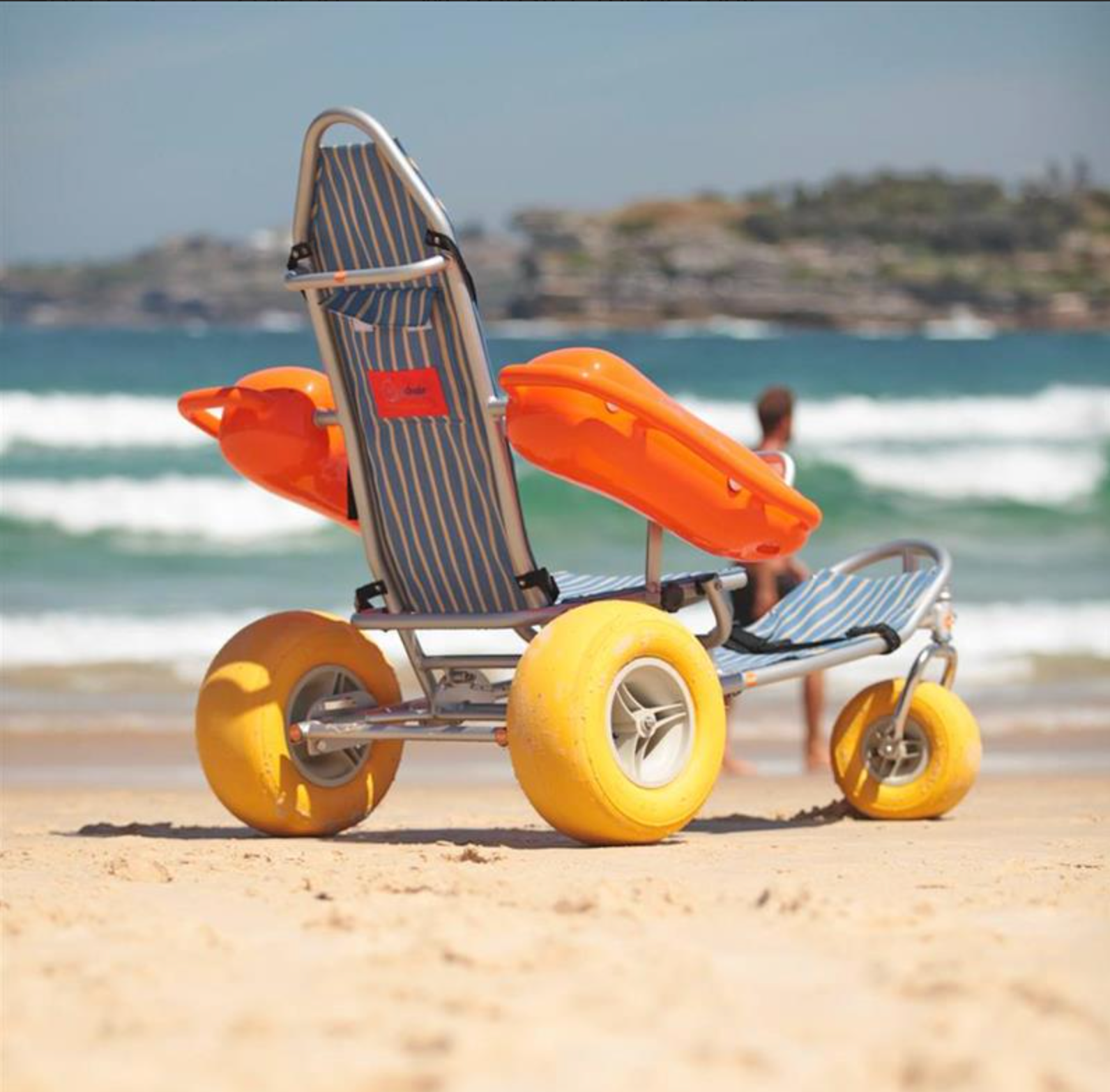 Mobi-Chair – plażowy pływający wózek inwalidzki