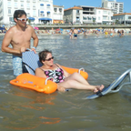 Mobi-Chair – plażowy pływający wózek inwalidzki